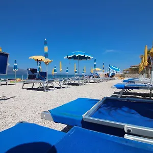 Kompleksi Dea Vlorë